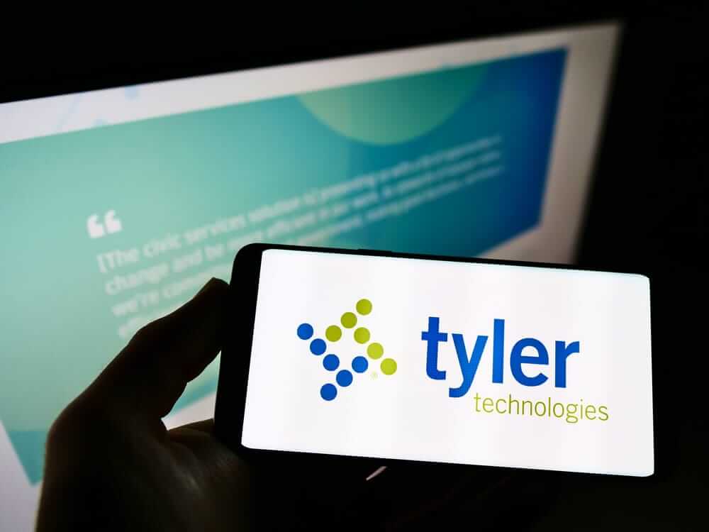 Why Analysts See Tyler Technologies (TYL) as an Undervalued Stock